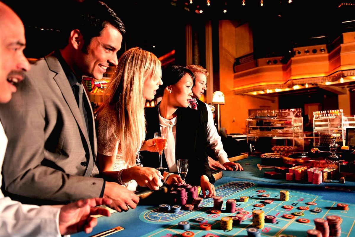 How Do Casino Tournaments Work?